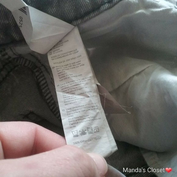 NWT Refuge Denim Distressed Jeans - Picture 15 of 16